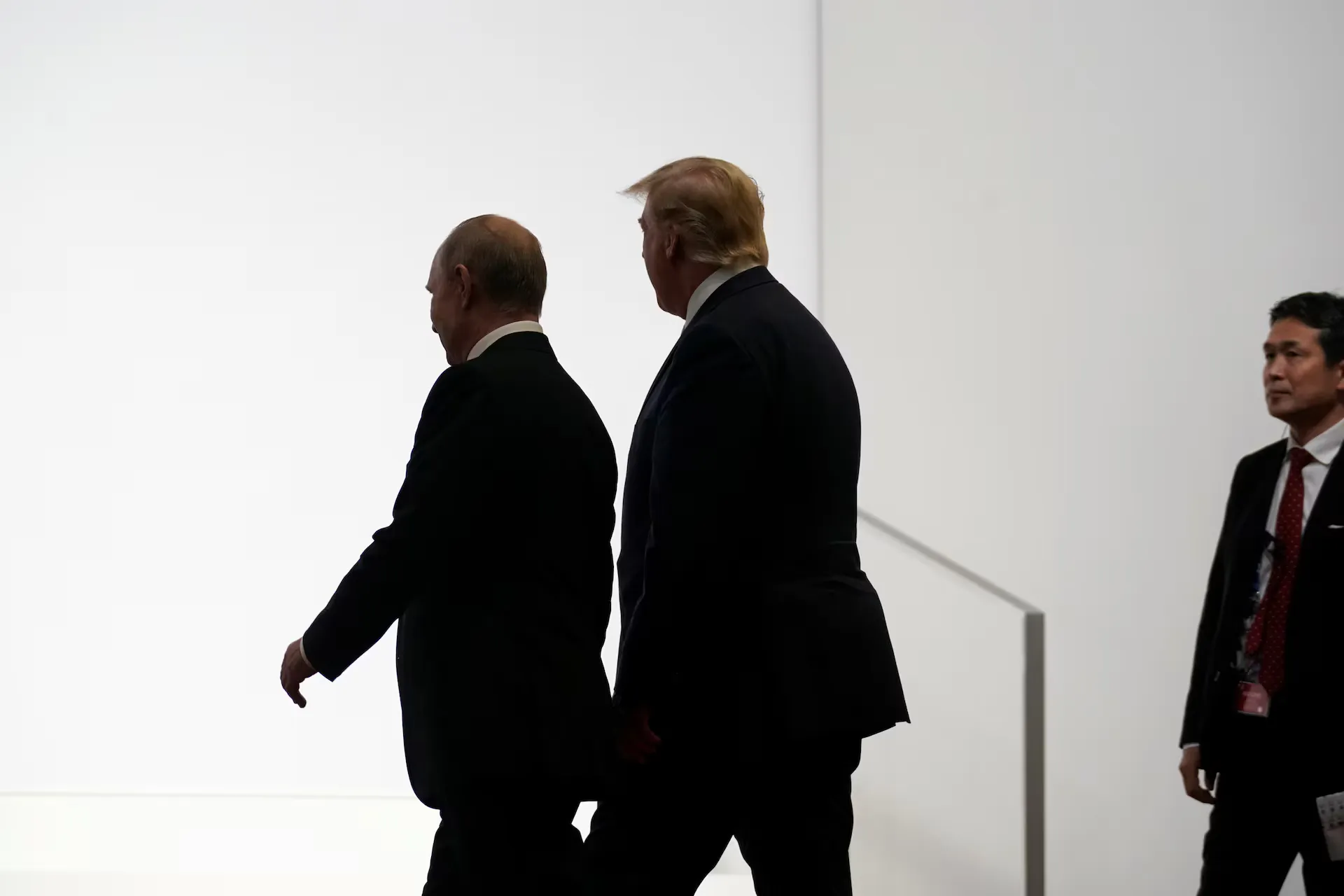 Європа активізує тиск на США перед переговорами Трампа і Путіна щодо війни в Україні